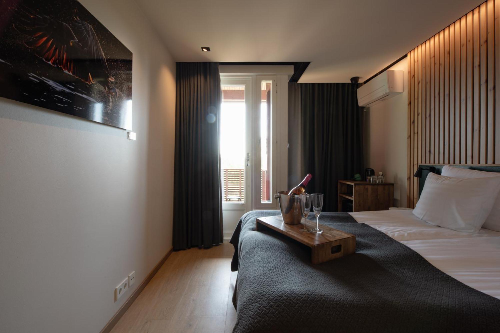 Haltia Lake Lodge Nature Boutique Hotel & Glamping إسبو المظهر الخارجي الصورة